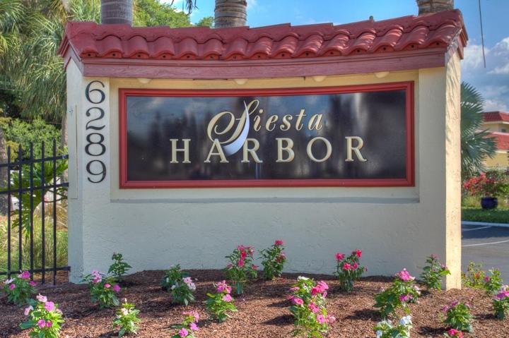 1250 N Portofino Drive #107MAR, Sarasota, Florida 34242, 2 Bedrooms Bedrooms, ,2 BathroomsBathrooms,Residential Lease,For Rent,PORTOFINO,A4120613