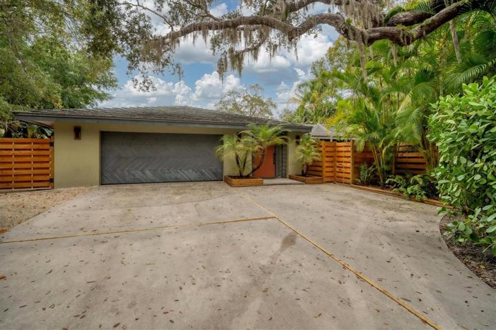 1125 Hampton Road, Sarasota, Florida 34236, 3 Bedrooms Bedrooms, ,2 BathroomsBathrooms,Residential Lease,For Rent,HAMPTON,A4145643