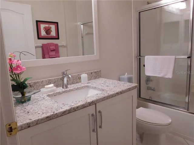 GUEST BATH.