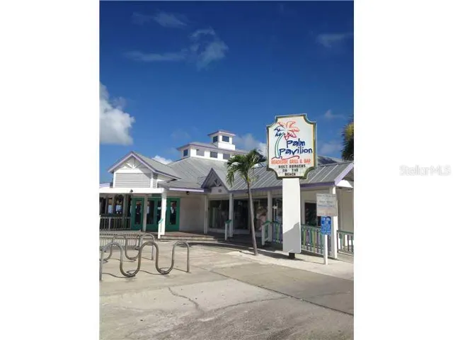 Other - QUICK WALK TO THE PALM WITH GREAT BURGERS AND LIVE MUSIC