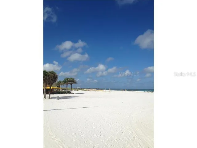 Waterfront - PRISTINE WHITE SANDS VOTED BEST BEACH USA TODAY