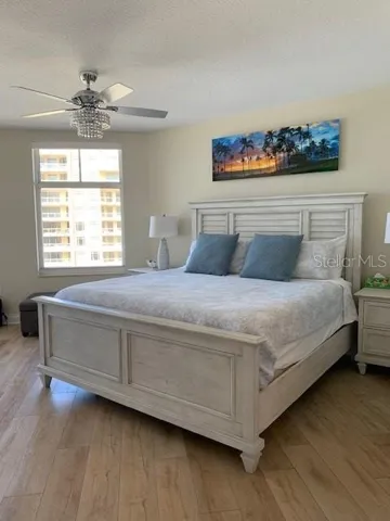 Master-KING Bed Size