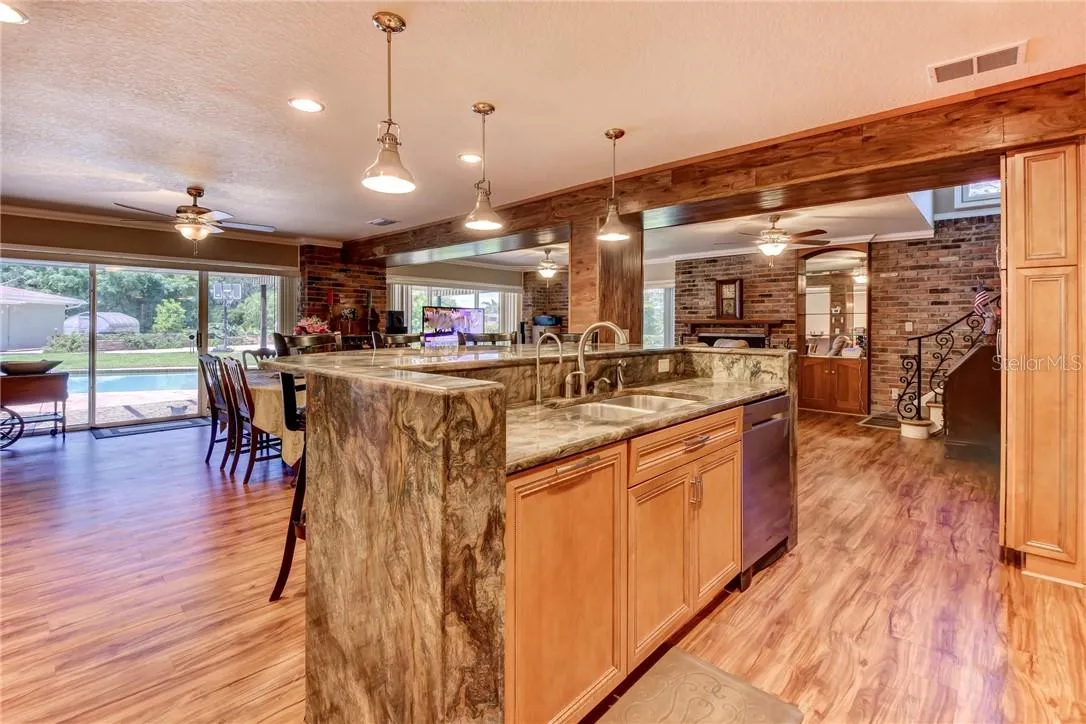 910 N Kepler Road, Deland, Florida 32724, 5 Bedrooms Bedrooms, ,6 BathroomsBathrooms,Residential,For Sale,KEPLER,V4907375