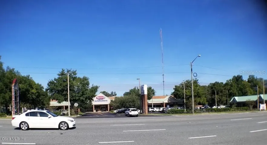International Plaza