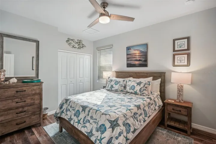 Guest bedroom 1