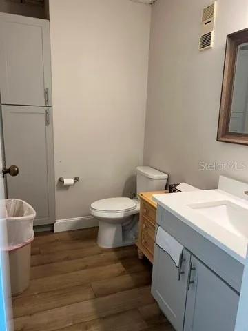Suite 201