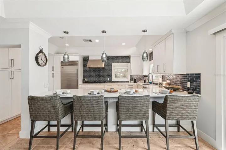 Breakfast bar