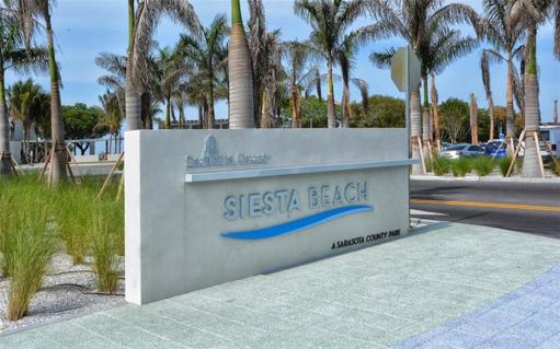 Siesta beach entrance