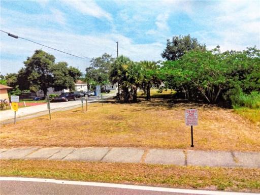 CORNER LOT