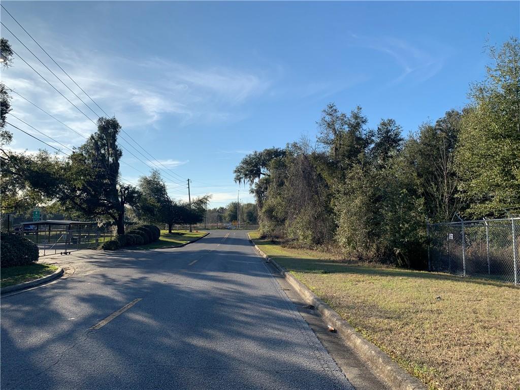 3700 Blk NW 10th Street, Ocala, Florida 34475, ,Land,For Sale,10TH,OM613849