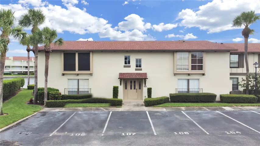 End unit on left, parking space 107 in front of your door!