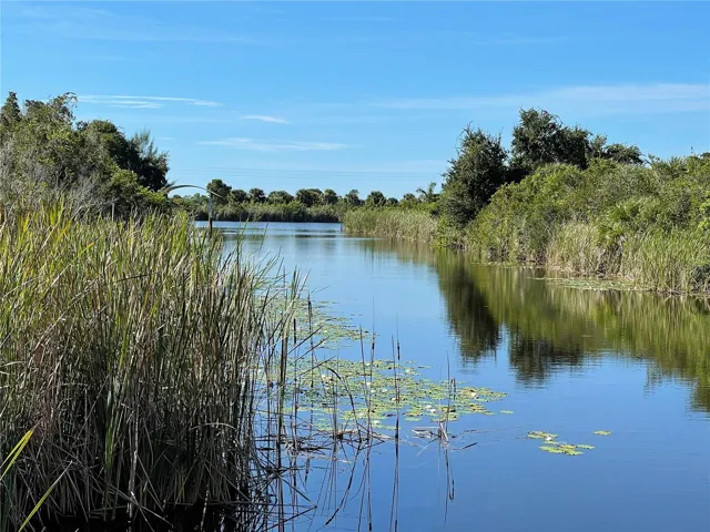 Looking towards Santa Cruz Waterway