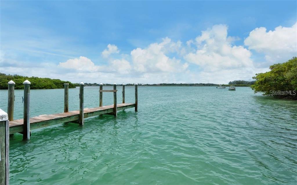 HOA dock