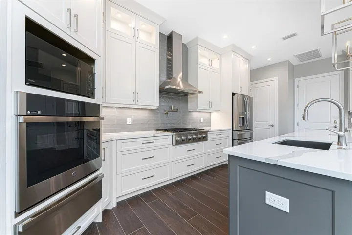 Kitchen view of the same model at a different location