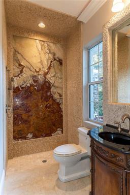 SECONDARY BATHROOM
