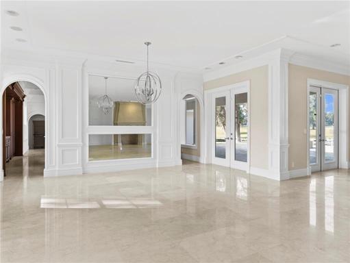 FORMAL DINING