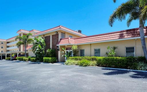 1250 N Portofino Drive #102MAR, Sarasota, Florida 34242, 2 Bedrooms Bedrooms, ,2 BathroomsBathrooms,Residential Lease,For Rent,PORTOFINO,A4522405