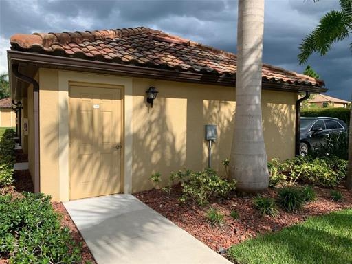 Private 1 car garage