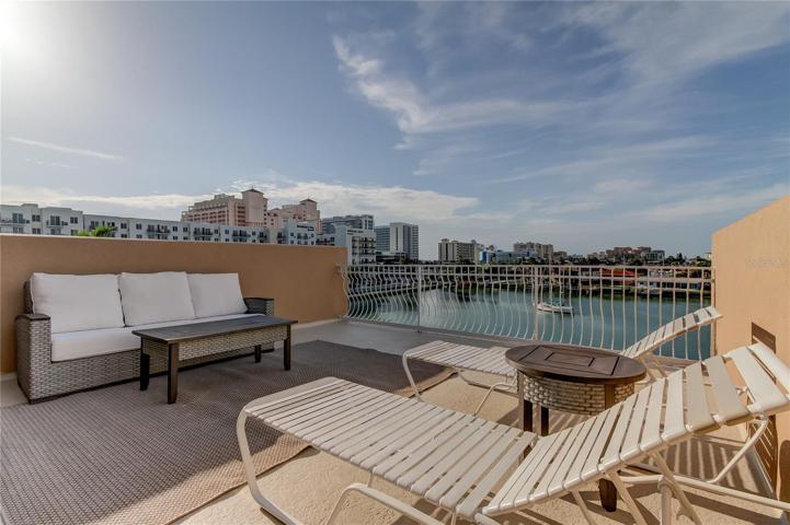 Amazing Intercoastal Views !