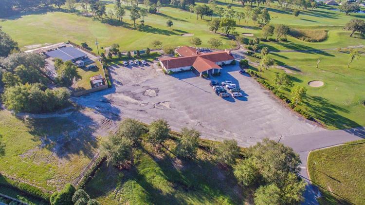 Clubhouse on 2 acres with cart house