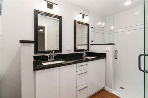MASTER BATH DUAL SINKS