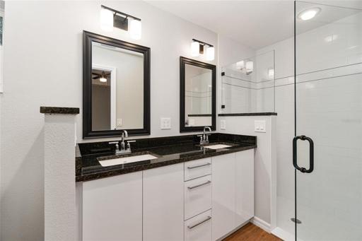 MASTER BATH GRANITE COUNTERTOP