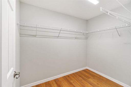 MASTER WALKIN CLOSET