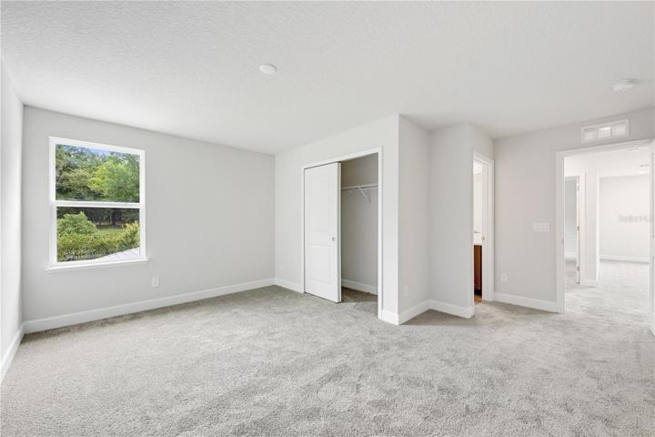 One of two en-suites with private bathrooms on the second floor