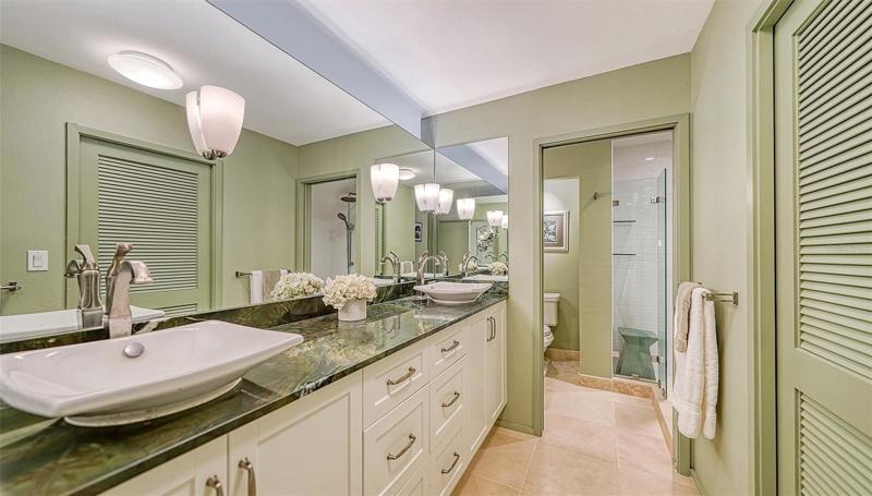 Beautiful Renovated Master Bath