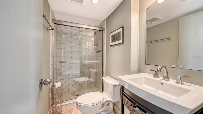 Re-done ensuite bath for 2nd Bedroom