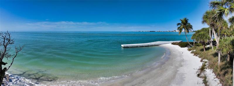 Private Gulf Beach and fishing Pier - best fishing spot in Sarasota!