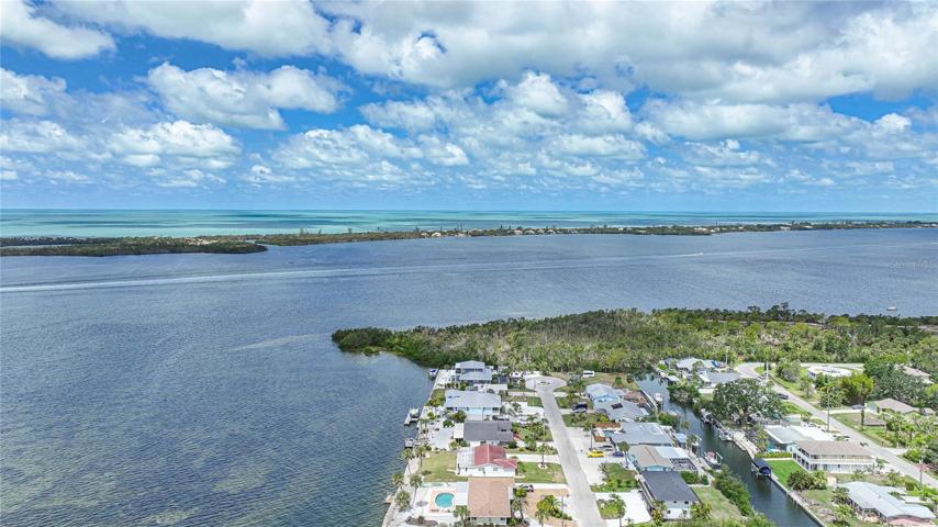 Quiet Cul De Sac with Lemon Bay Bird sanctuary at the end