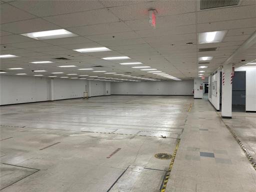 Large Clean Manufacturing / Assembly Area