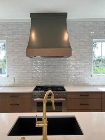Custom range hood