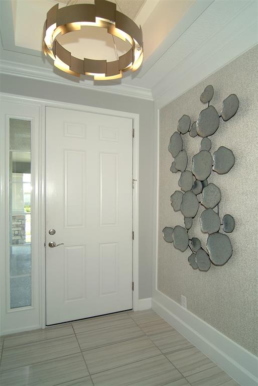 Images shown are for illustrative purposes only and may differ from the actual home. Completion date subject to change.