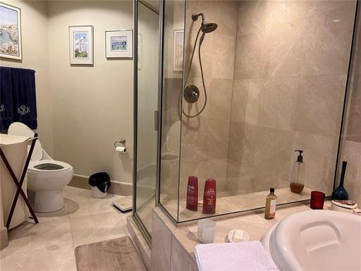 Master Ensuite