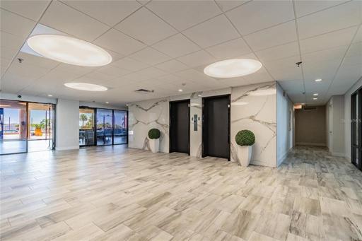 Common elevators