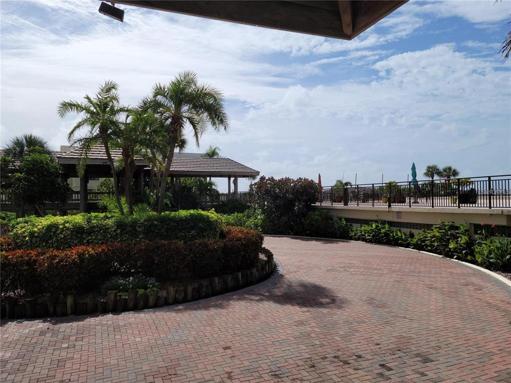 Front entry drop off area