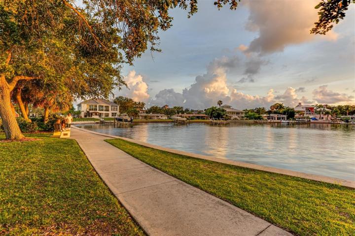 Sapphire Shores Park