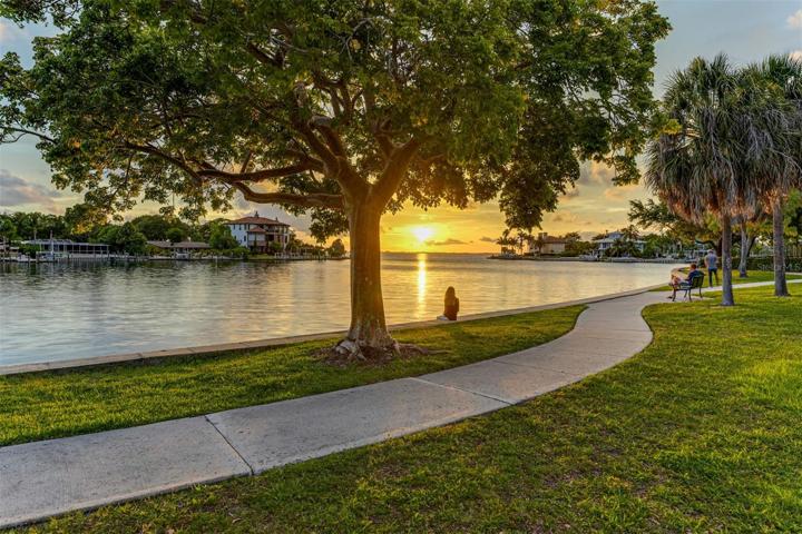 Sapphire Shore Park