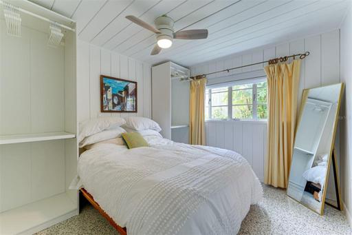 Bedroom 1 with Queen size bed