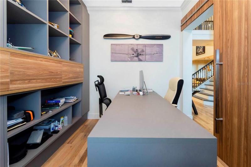 OFFICE