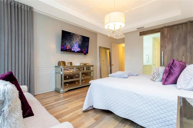 MASTER SUITE