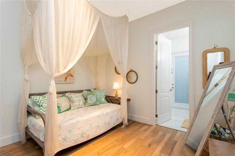 FIRST FLOOR SUITE