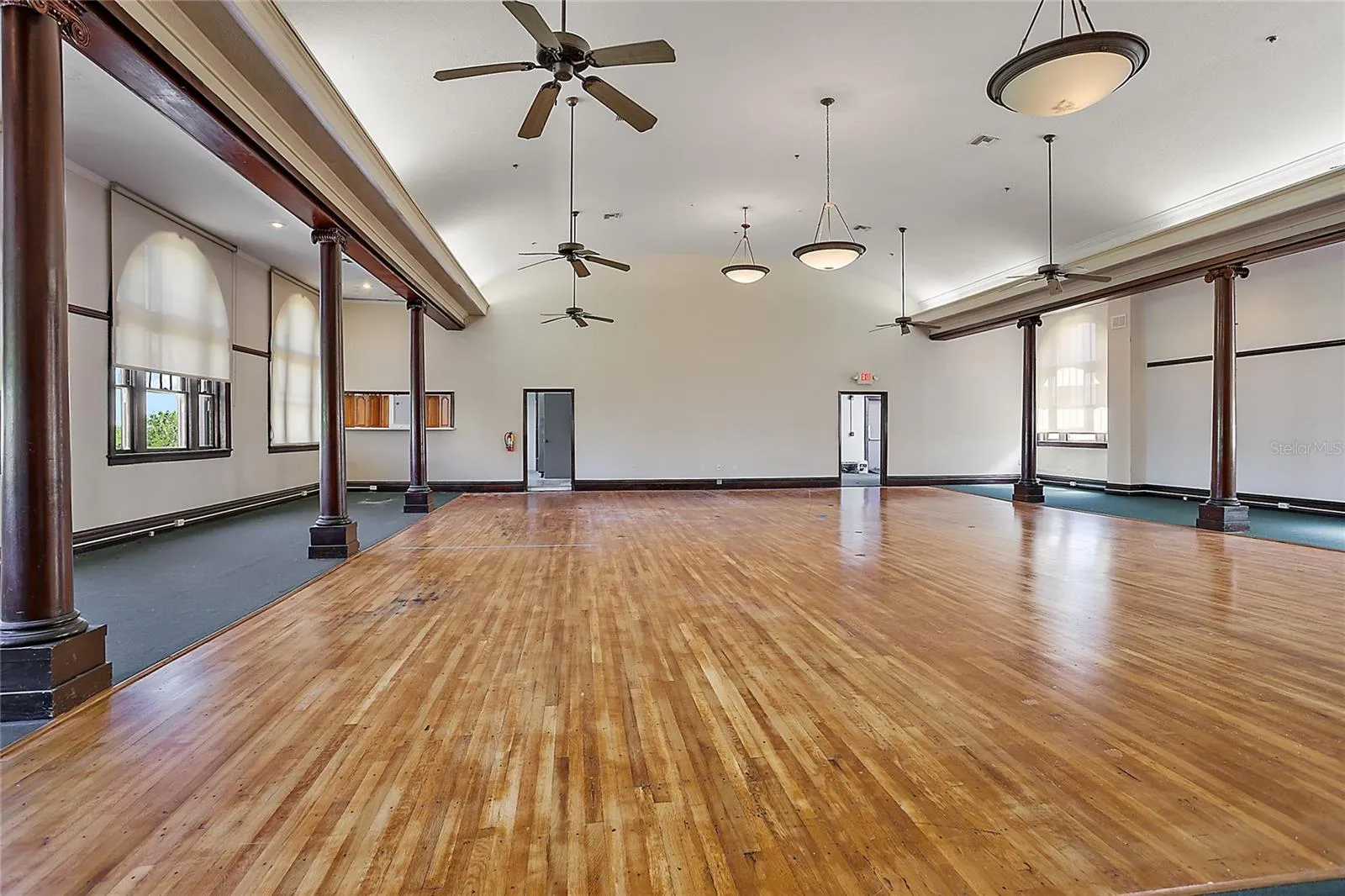 Leesburg, Florida 34748, 0 , 0 ,0,Commercial Lease,For Rent,MAIN,0,G5056390