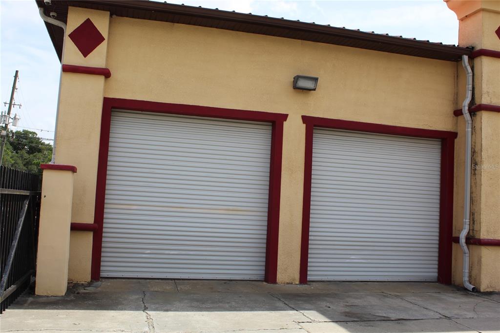 Tire shop and oil change entrance