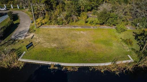 Aerial view of the property lines including the seawall. 