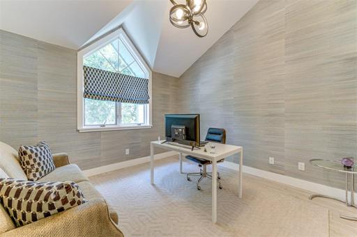 Loft /TV room