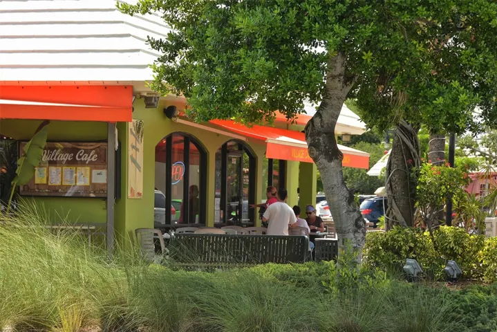The famous restaurants and boutiques of Siesta Key Village.