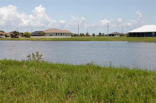 Expansive lake view.  Look at that sky!!